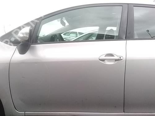 front-left-exterior-door-handle-toyota-auris-_e15_-2006-2007-2008-2009-2010-2011-2012-2013-40121985 main image