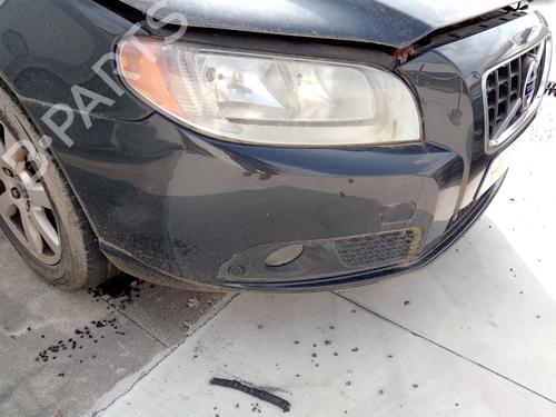 Used Right front fog light VOLVO V70 III (135) D3 / D4 (163 hp) 27016799