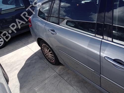 Used Rear right exterior door handle RENAULT LAGUNA III Grandtour (KT0/1) 2.0 dCi (KT01, KT08, KT09, KT0K, KT12, KT1D, KT1W) (150 hp) 28603574