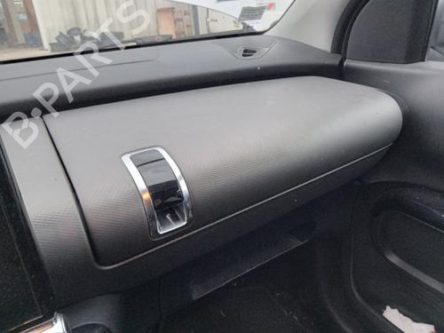 Used Glove box CITROËN C4 CACTUS 1.6 BlueHDi 100 (99 hp) 30458163