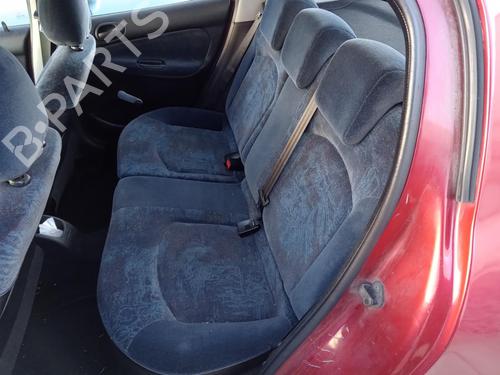 Used Seat buckle PEUGEOT 206 Hatchback (2A/C) 1.4 i (75 hp) 27009145