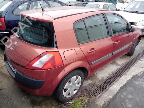 Used Right taillight Right taillight RENAULT MEGANE II (BM0/1_, CM0/1_) 1.6 16V (BM0C, CM0C) (113 hp) 30399731 30399731