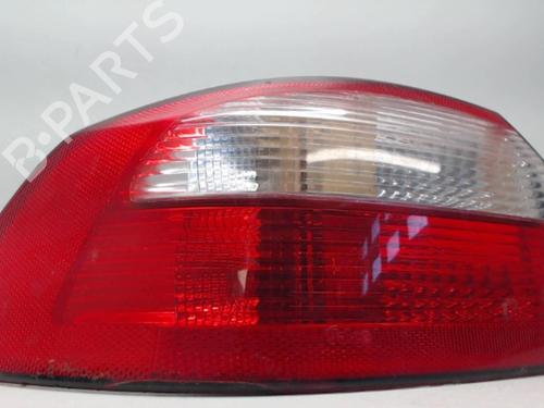 Used Right taillight RENAULT LAGUNA II (BG0/1_) 1.8 16V (BG04, BG0B, BG0C, BG0V) (117 hp) 27011110