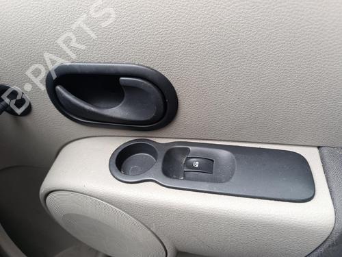 Used Front right interior door handle Front right interior door handle 39523305 39523305