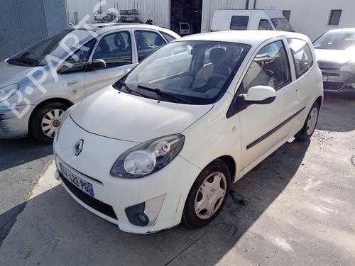 Used Front left exterior door handle RENAULT TWINGO II (CN0_) 1.2 16V (CN04, CN0B) (75 hp) 30149485