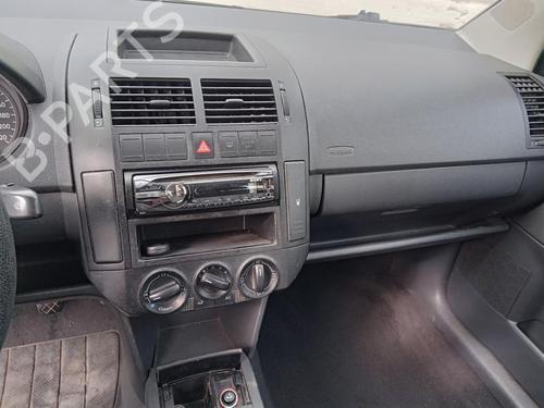 Glove box VW POLO (9N_, 9A_) 1.9 SDI 6Q1857101F71N