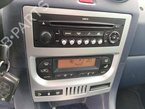 climate-control-peugeot-1007-km_-2005-38584996 main image