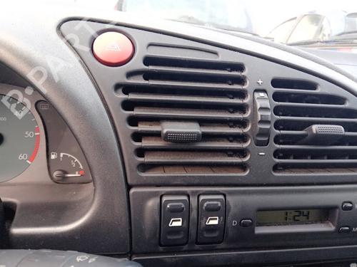 Used Left front window switch CITROËN XSARA (N1) 2.0 HDi 90 (90 hp) 27000944