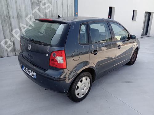 Used Tailgate lock VW POLO (9N_, 9A_) 1.2 12V (64 hp) 26981704