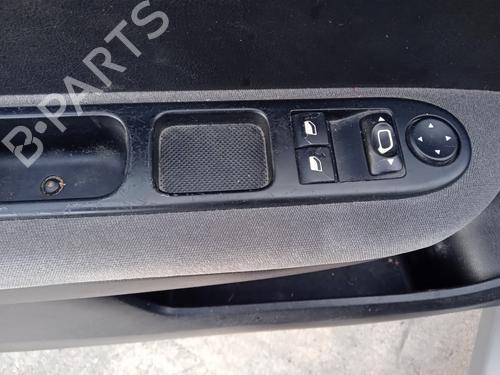 left-front-window-switch-peugeot-307-3ac-2000-2001-2002-2003-2004-2005-2006-2007-2008-2009-2010-2011-2012-30294477 main image