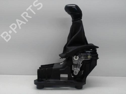 Used Gear lever PEUGEOT 208 I (CA_, CC_) 1.6 HDi (92 hp) 27004643