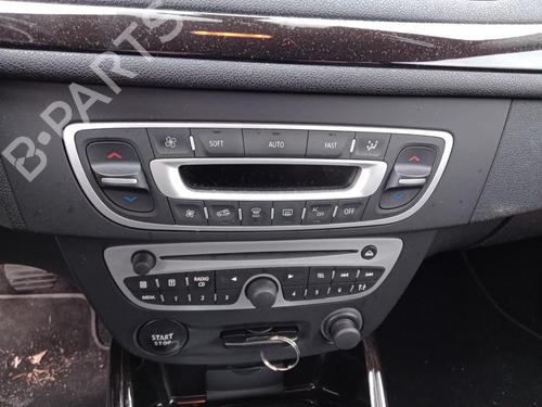 Radio RENAULT MEGANE III Coupe (DZ0/1_) 1.4 TCe (DZ0F, DZ1V) (131 hp) 27023431