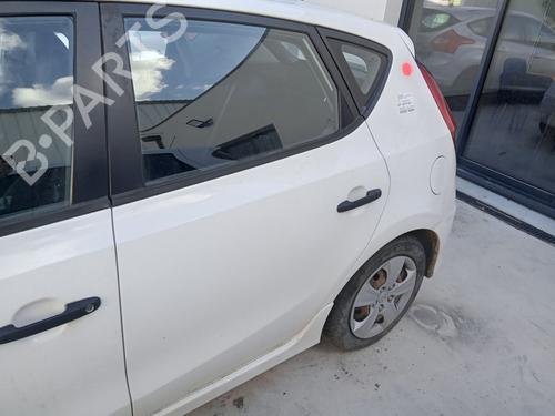 Used Rear left exterior door handle HYUNDAI i30 (FD) 1.6 CRDi (90 hp) 27012410