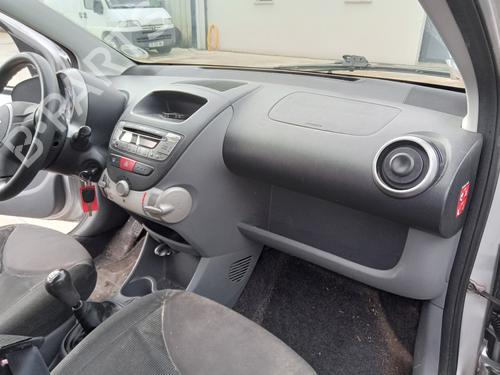 Dashboard CITROËN C1 (PM_, PN_) 1.4 HDi | BP40121917C46 - Image 2