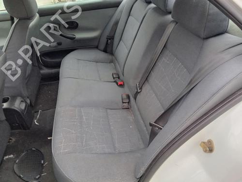 Used Seat buckle PEUGEOT 406 (8B) 2.0 HDI 110 (109 hp) 26986853