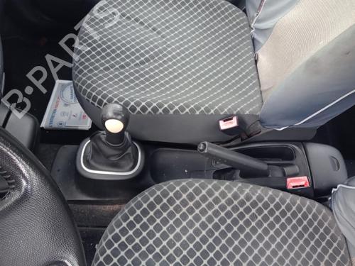 Used Gear lever NISSAN MICRA III (K12) 1.5 dCi (68 hp) 27023685