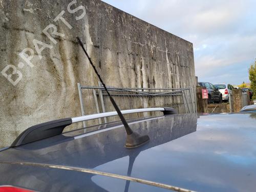 Used Antenna/Base CITROËN C3 Picasso (SH_) 1.6 HDI 90 (92 hp) 27002457