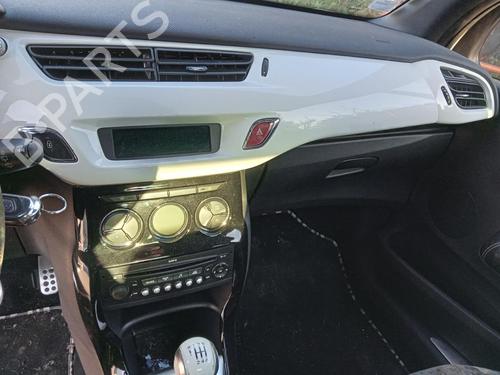 Used Dashboard CITROËN DS3 (SA_) 1.6 THP 155 (156 hp) 27018026