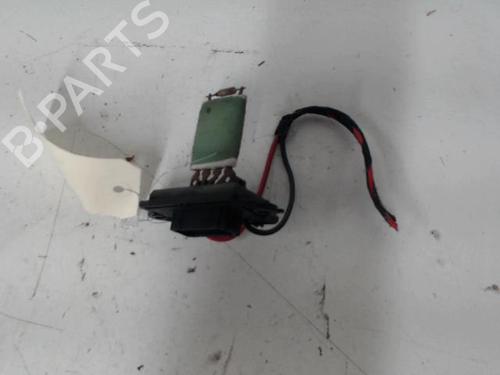 Used Heater resistor RENAULT CLIO III (BR0/1, CR0/1) 1.5 dCi (BR17, CR17) (86 hp) 30689839