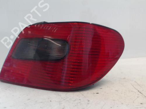 Used Right taillight CITROËN XSARA (N1) 1.6 i (88 hp) 26990392