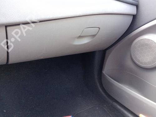 Glove box RENAULT MEGANE III Hatchback (BZ0/1_, B3_) 1.4 TCe (BZ0F, BZ1V) 681080009R
