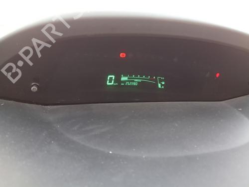 Used Instrument cluster Instrument cluster TOYOTA YARIS (_P9_) 1.4 D-4D (NLP90_, NLP90R) (90 hp) 32777344 32777344