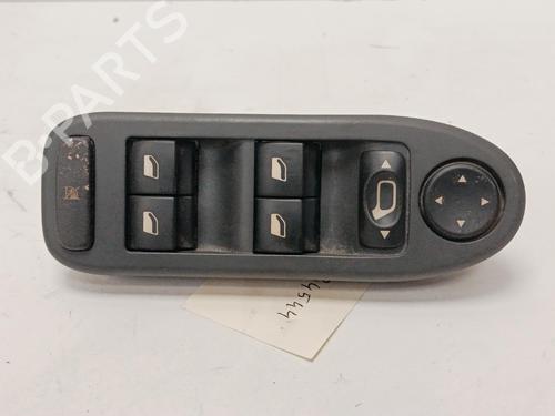 Left front window switch CITROËN C5 II (RC_) 1.6 HDi (RC8HZB) | BP39032625I27 - Image 3