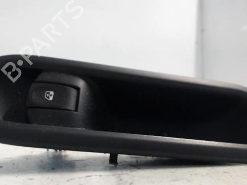 Used Right front window switch RENAULT CLIO III (BR0/1, CR0/1) 1.5 dCi (BR17, CR17) (86 hp) 27001734