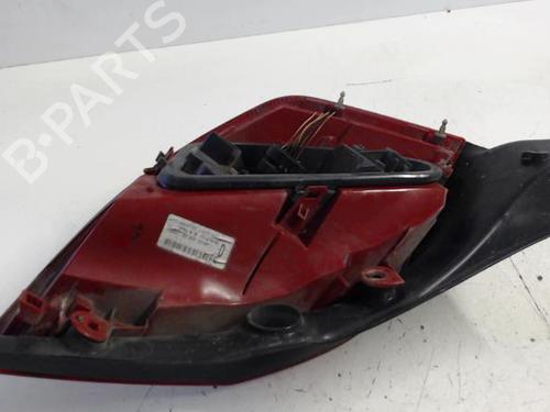 Used Right taillight RENAULT CLIO III (BR0/1, CR0/1) 1.5 dCi (BR17, CR17) (86 hp) 27001702