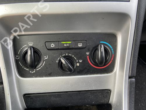 Used Climate control PEUGEOT 307 Break (3E) 1.6 HDi 110 (109 hp) 32387065