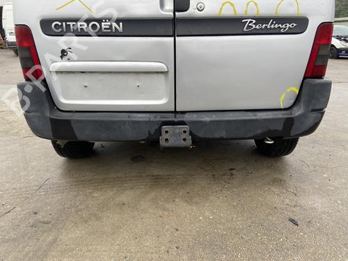 Refuerzo paragolpes trasero CITROËN BERLINGO / BERLINGO FIRST Box Body/MPV (M_) 1.9 D 70 (MBWJZ, MCWJZ) (69 hp) 30881940