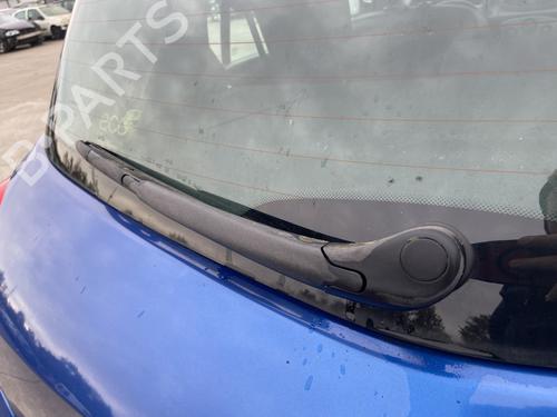 Used Rear wiper motor RENAULT CLIO III (BR0/1, CR0/1) 1.5 dCi (BR17, CR17) (86 hp) 30319883