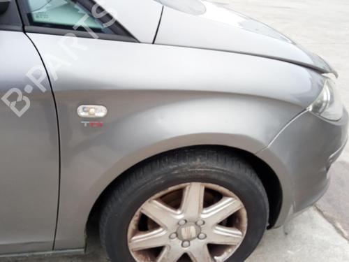 Forkjerm høyre SEAT ALTEA XL (5P5, 5P8) 2.0 TDI (170 hp) 27148581