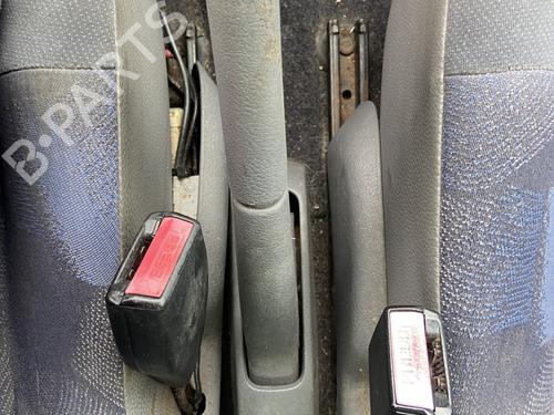 Used Hand brake RENAULT CLIO II (BB_, CB_) 1.2 (BB0A, BB0F, BB10, BB1K, BB28, BB2D, BB2H, CB0A,... (58 hp) 33044670