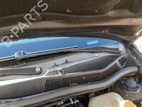 Used Front windshield wiper arm OPEL ASTRA H (A04) 1.7 CDTI (L48) (100 hp) 27119843
