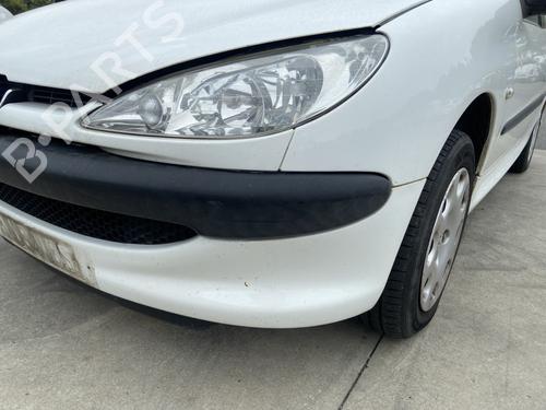 Front bumper PEUGEOT 206 Hatchback (2A/C) 1.4 i | BP28303520C7 