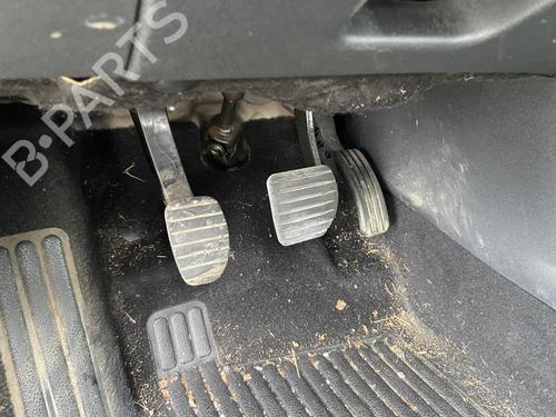 Used Electronic module RENAULT MEGANE III Hatchback (BZ0/1_, B3_) 1.5 dCi (BZ09, BZ0D, BZ1W, BZ29, BZ14) (110 hp) 32098355