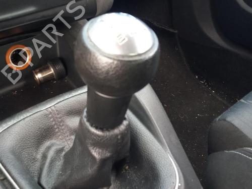 Used Gear lever CITROËN C4 II (NC_) 1.6 HDi 115 (114 hp) 27142441