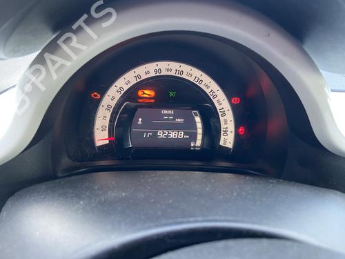 Used Instrument cluster RENAULT TWINGO III (BCM_, BCA_) 0.9 TCe 90 (BCM9, BCM2) (90 hp) 32067427