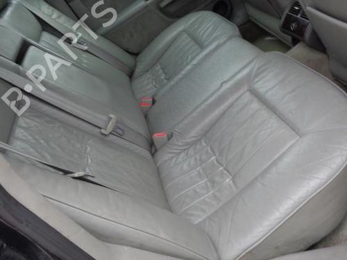 Højre bagtil seleforstrammer AUDI A8 D2 (4D2, 4D8) 2.5 TDI 4D0857806CV04