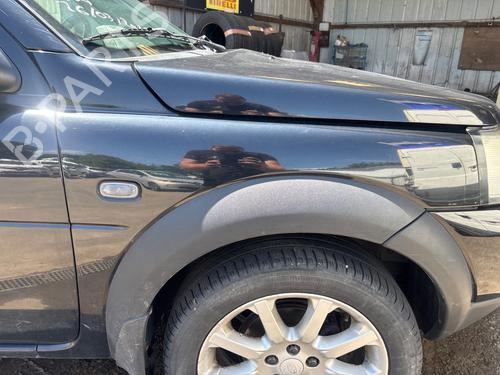 Used Front right wheel arch trim Front right wheel arch trim 37674962 37674962