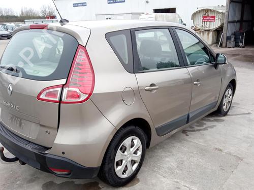 Used Rear axle RENAULT SCÉNIC III (JZ0/1_) 1.5 dCi (110 hp) 32121855