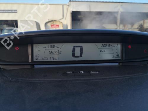 Used Instrument cluster CITROËN C4 I (LC_) 1.6 HDi (109 hp) 27130138