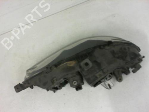 Used Right headlight Right headlight FIAT MAREA (185_) 1.9 TD 75 (75 hp) 27134307 27134307