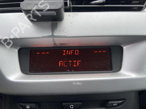 Used Display monitor CITROËN C3 II (SC_) 1.4 HDi 70 (SC8HZC, SC8HR0, SC8HP4) (68 hp) 32209563