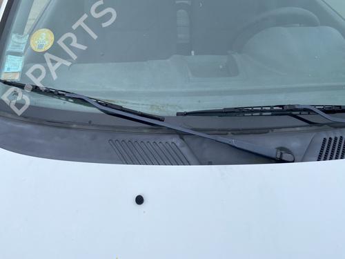 front-windshield-wiper-arm-renault-clio-ii-bb_-cb_-1998-1999-2000-2001-2002-2003-2004-2005-2006-2007-2008-2009-2010-2011-2012-2013-2014-2015-2016-31714980 main image