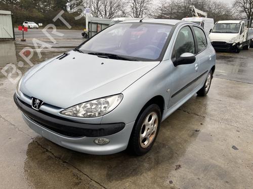 Used Parts PEUGEOT 206 Hatchback (2A/C) 1.4 i (75 hp) 4380997