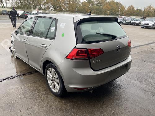 Achteras VW GOLF VII (5G1, BQ1, BE1, BE2) 1.6 TDI (105 hp) 32121542