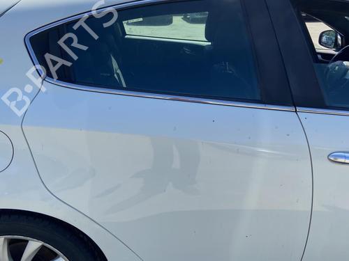 Used Right rear door ALFA ROMEO GIULIETTA (940_) 1.6 JTDM (940FXD1A) (105 hp) 27107044