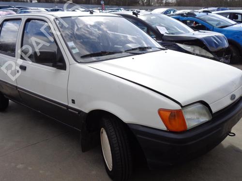 Used Front windshield wiper arm FORD FIESTA III (GFJ) 1.1 (55 hp) 27122916